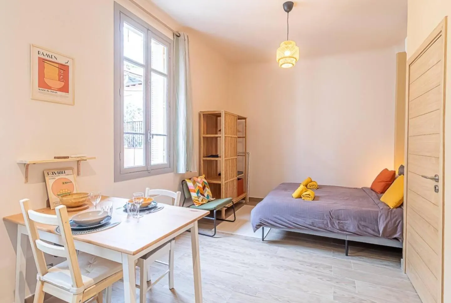 Cosy One Room Apartment Near Monaco بوزولي بيت للعطل